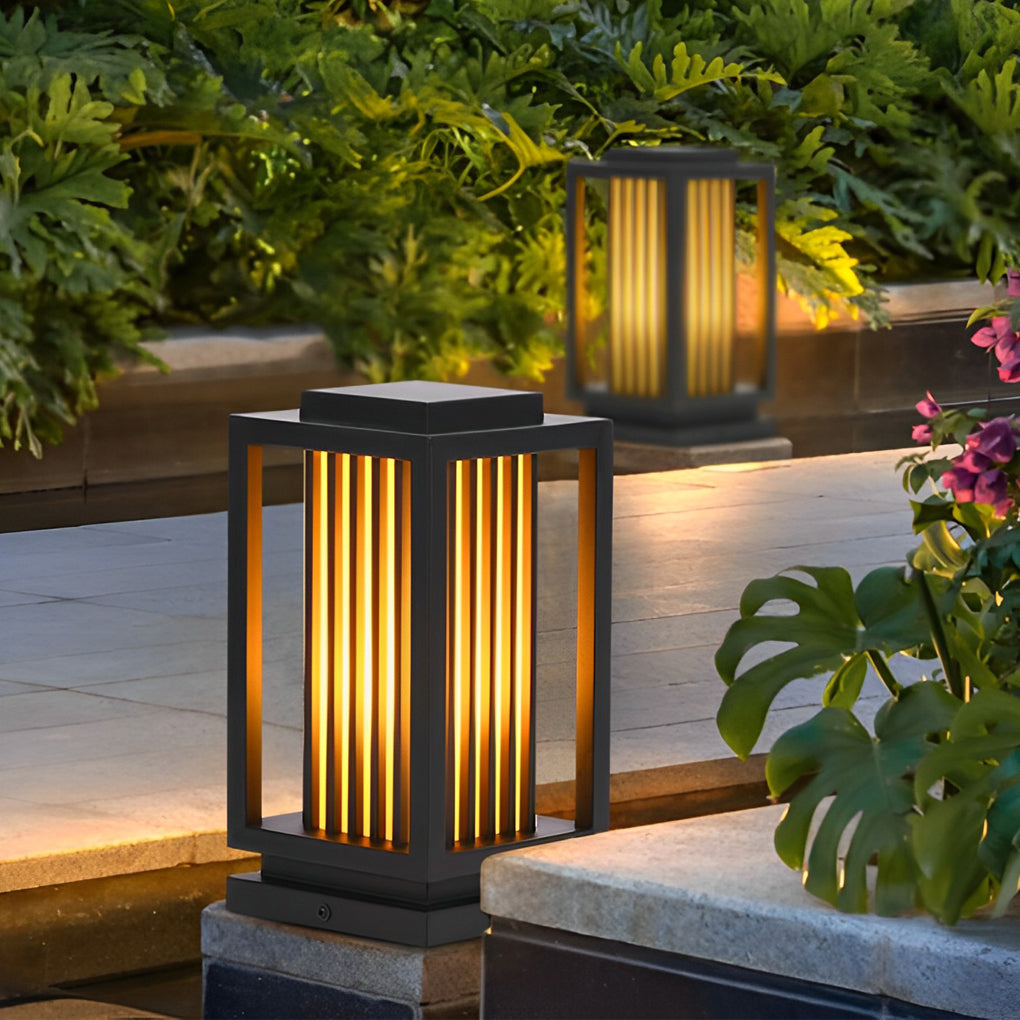 Minimalist Vertical Strip Shape Waterproof LED Black Outdoor Lawn Lamp