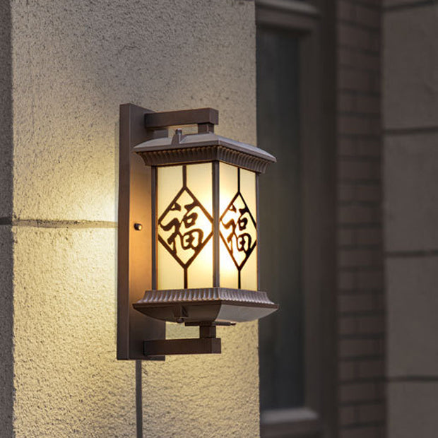 Traditional Chinese Aluminum Glass Column 1-Light Outdoor Wall Sconce Lamp For Garden