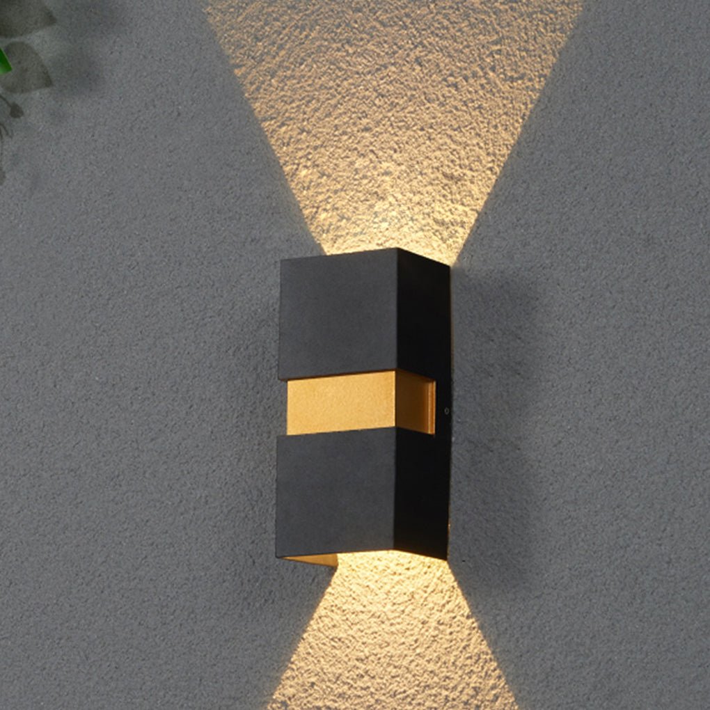 Modern Minimalist Outdoor LED Waterproof Wall Light for Villa Balcony Aisle Lighting