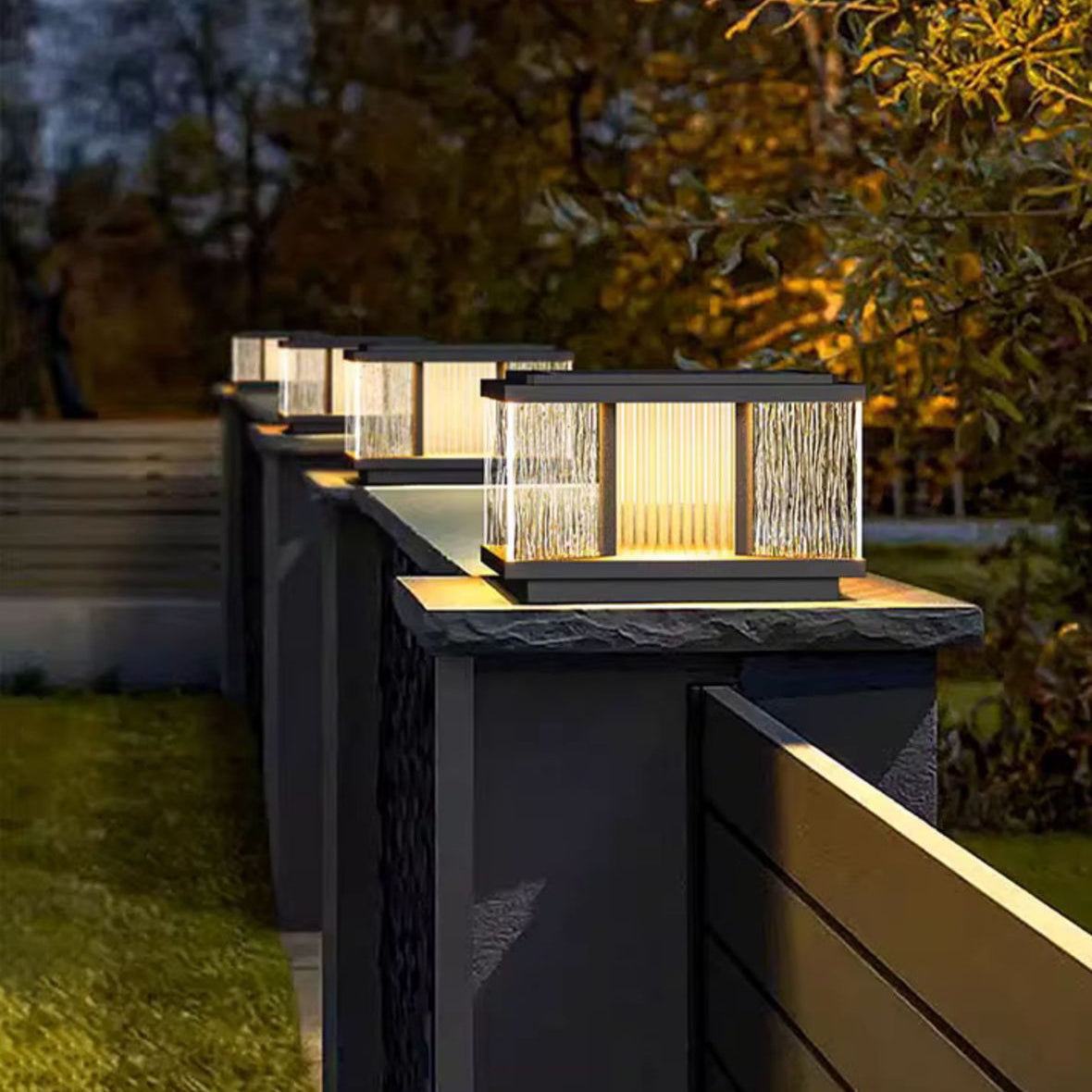 02-2ed2b102-d0af-4804-bce9-572b857ec5b1.jpg Modern Simplicity Aluminum Square Water-Rippled Glass LED Waterproof Solar Post Lamp Lawn Light For Garden - Image 1