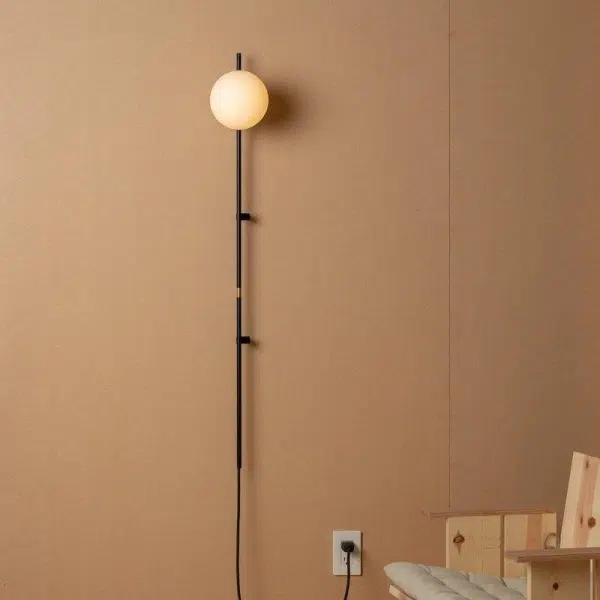 Minimalist Long Pole Glass Globe1-Light Wall Sconce Lamp