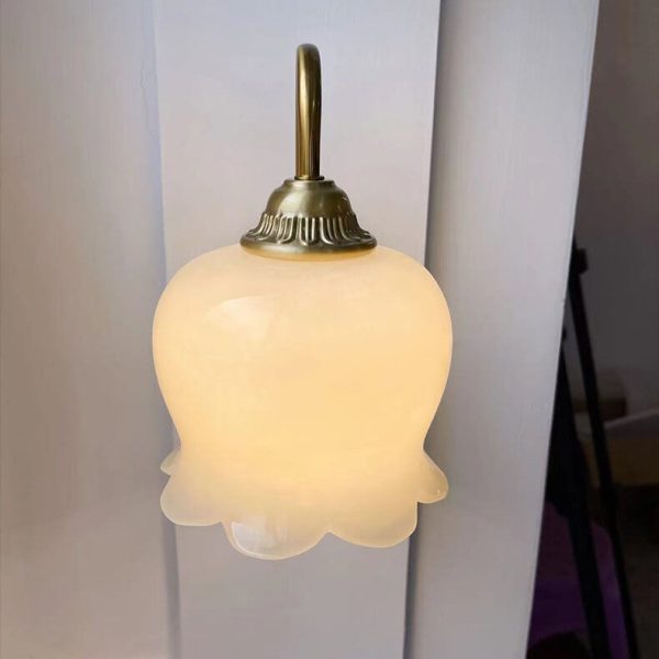 Vintage Cream Petal Resin Copper Iron 1-Light Wall Sconce Lamp - Image 4