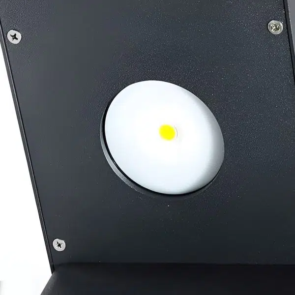 Sleek Solar Pathway Lights with Dusk-to-Dawn Sensor Modern LED Outdoor Landscape Lighting - Image 10