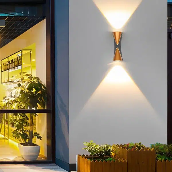 Creative Up and Down Lights LED Waterproof Modern Outdoor Wall Lamp - Image 4