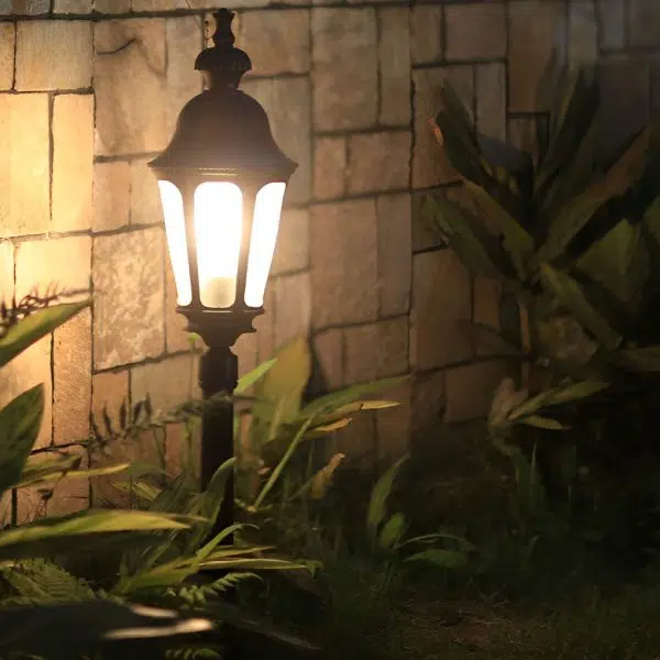 Elegant European-Style Black LED Outdoor Pathway Lamp Post - Image 10