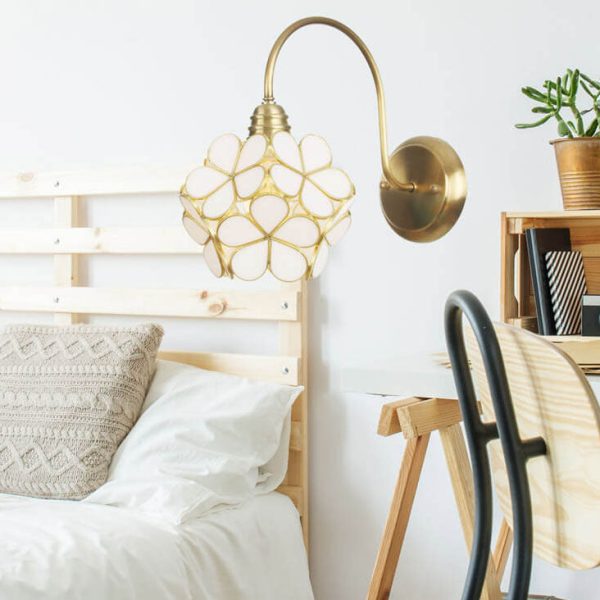 European Tiffany Vintage Brass Glass 1-Light Wall Sconce Lamp - Image 4