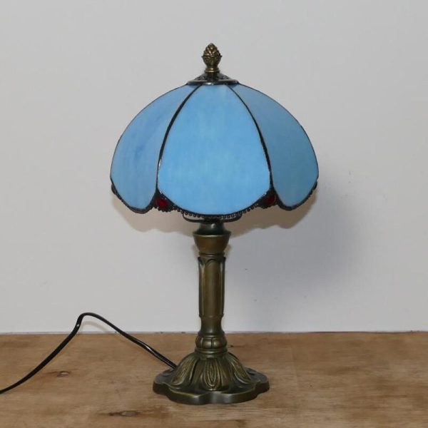 European Simple Tiffany Blue Glass Petal Design 1-Light Table Lamp - Image 5