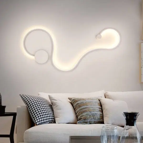 Modern Long Aluminum Snake Shaped 1-Light Curved LED Wall Sconce Lamp - Image 3