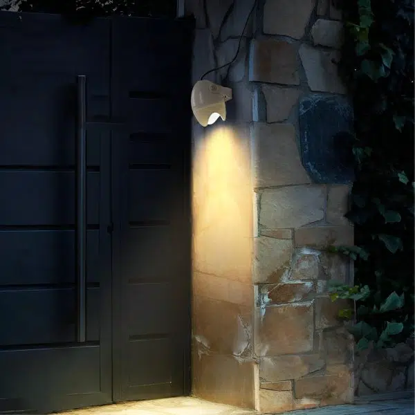 Modern Eggshell-shaped RGB Adjustable LED Outdoor Spotlight with Stake - Image 4