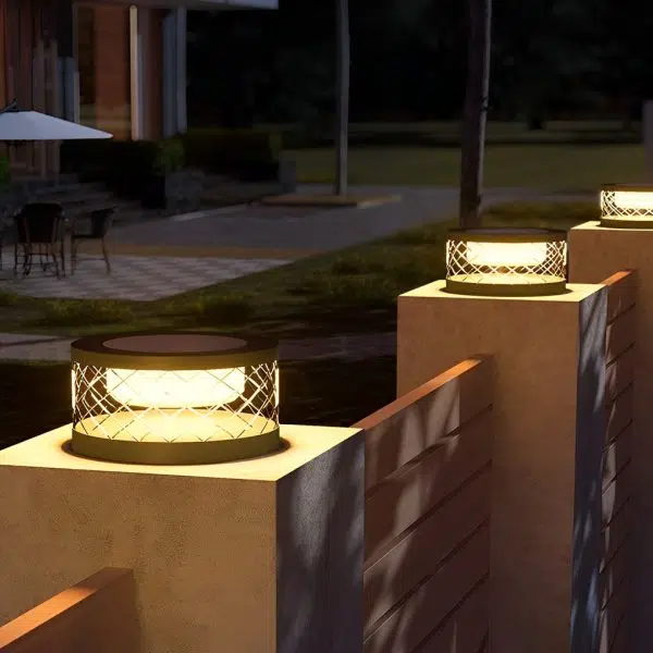 Round Creative Acrylic Waterproof Black Modern Solar Post Caps Lights - Image 3