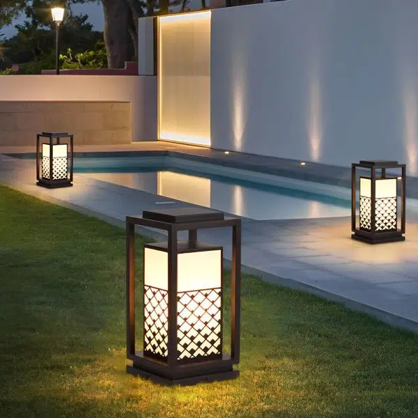Retro Lantern Waterproof LED Black Modern Outdoor Lawn Lamp Solar Lights - Image 4