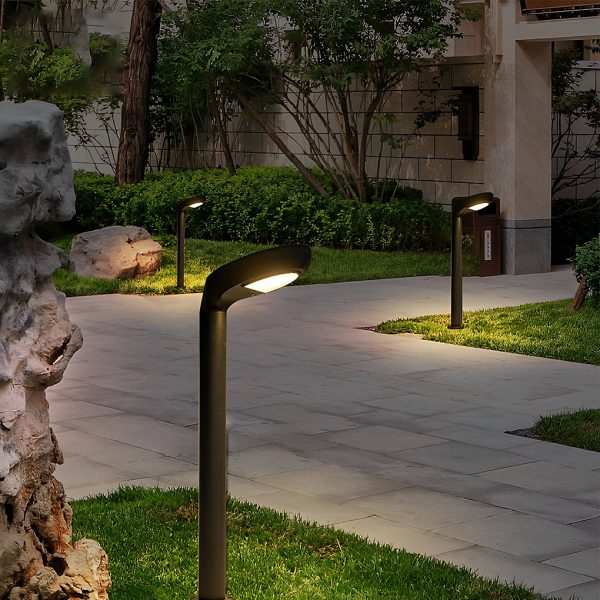 Minimalist Solar Powered Lawn Lights Sleek Aluminum Black Garden Lamp - Image 2