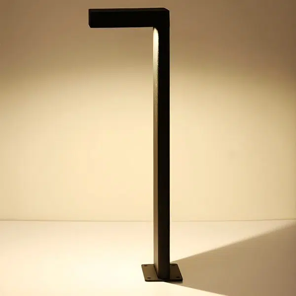 Sleek Solar Pathway Lights with Dusk-to-Dawn Sensor Modern LED Outdoor Landscape Lighting - Image 5