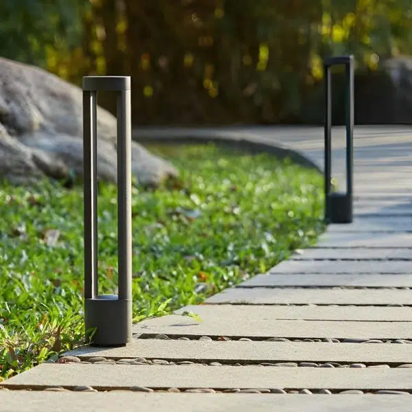Round Waterproof IP65 LED Aluminum Black Modern Outdoor Pathway Lights - Image 4
