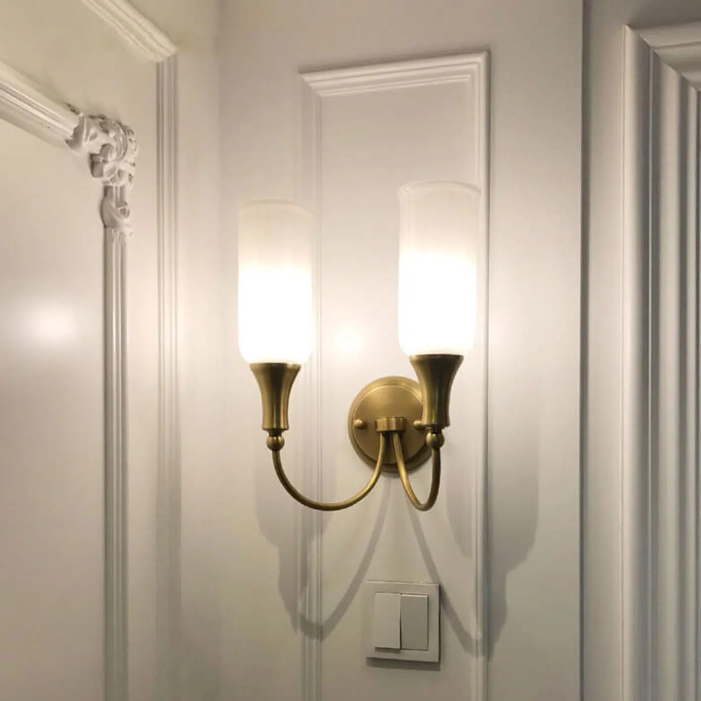 4-52589bde-8281-4fa4-9fbf-0832675a6723.jpg Vintage Rustic Brass Glass 1/2 Light Wall Sconce Lamp - Image 1