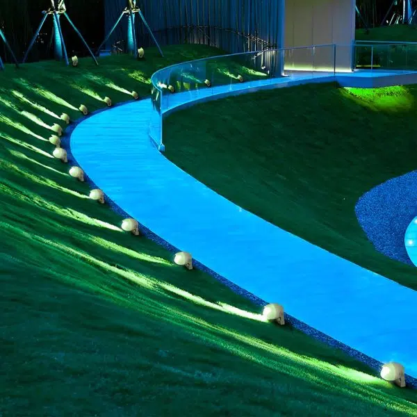 Modern Eggshell-shaped RGB Adjustable LED Outdoor Spotlight with Stake - Image 5