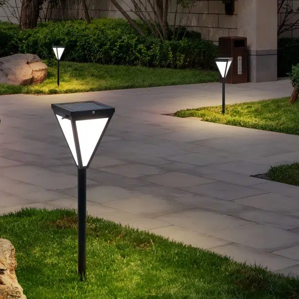 Outdoor Waterproof 2.6w LED Modern Solar Pathway Lights Post Lights - Image 3