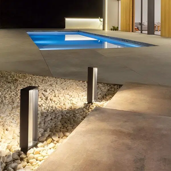 Sleek Modern Solar Path Light with Ribbed Acrylic Shade and Strip Frame - Image 4