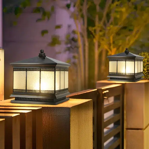 Intelligent Four Step Dimming Waterproof Retro Solar Fence Post Lights - Image 4