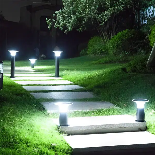 Efficient 3.5W Solar LED Path Downlights 360?? Modern Black Landscape Lighting - Image 3