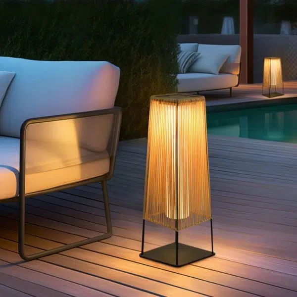 Rubber Solar LED Outdoor Floor Lamp - Image 3