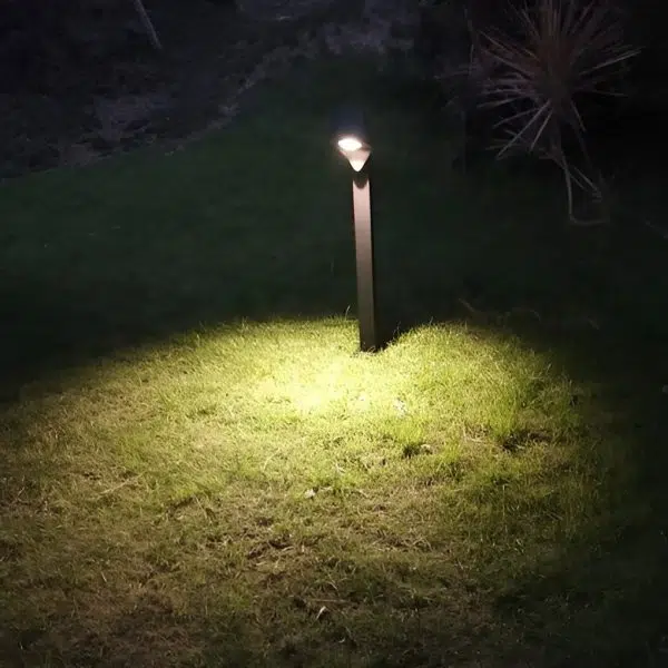 Minimalist Waterproof LED 10w Black Modern Outdoor Pathway Lights - Image 8