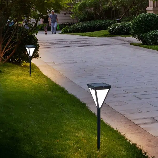 Outdoor Waterproof 2.6w LED Modern Solar Pathway Lights Post Lights - Image 7