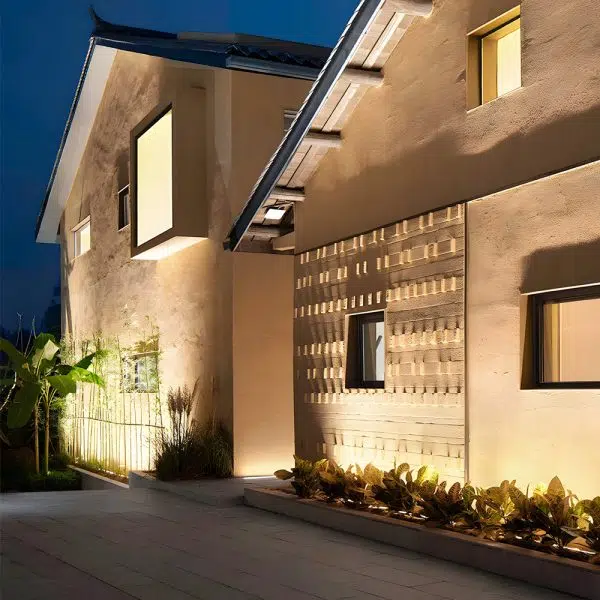 39.3-Inch Long 24V Linear LED Wall Washer - Image 3