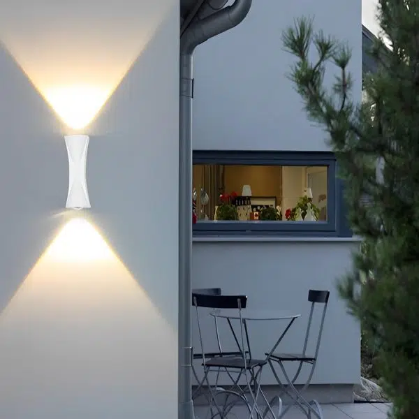 Creative Up and Down Lights LED Waterproof Modern Outdoor Wall Lamp - Image 3