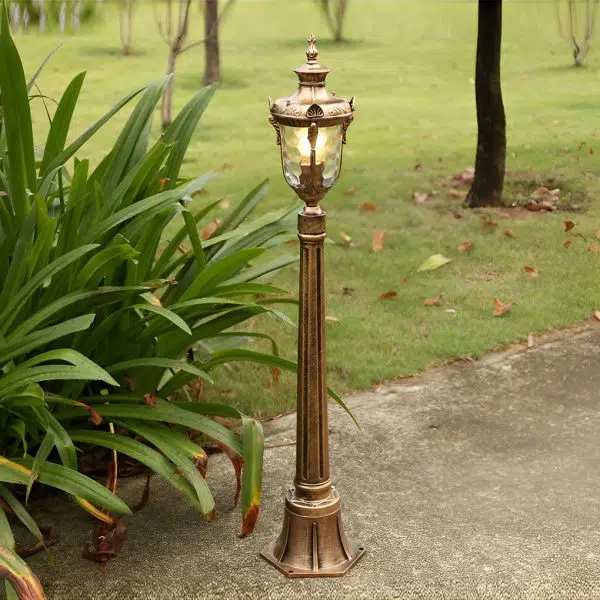European-Style Waterproof Outdoor Lawn Lamp Elegant Pathway Lighting - Image 4