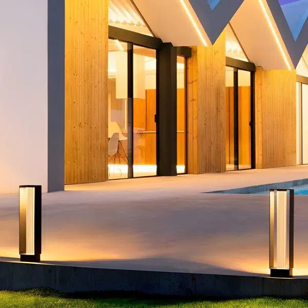 Sleek Modern Solar Path Light with Ribbed Acrylic Shade and Strip Frame - Image 7