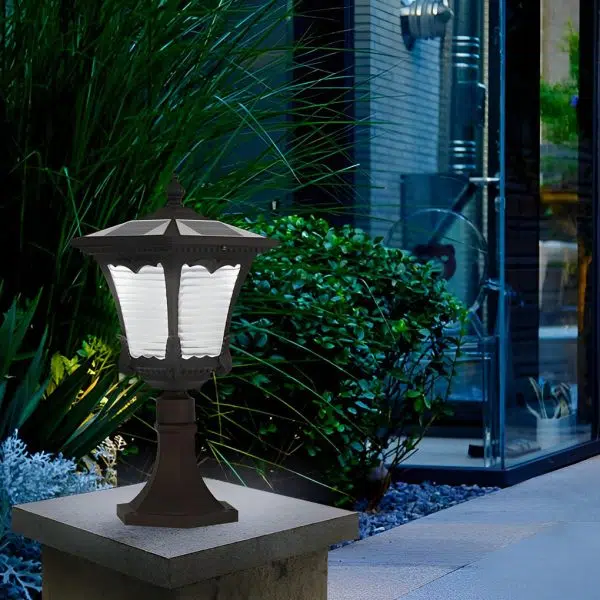 Vintage Intelligent Light Control LED Waterproof Retro Solar Lawn Lamp - Image 2