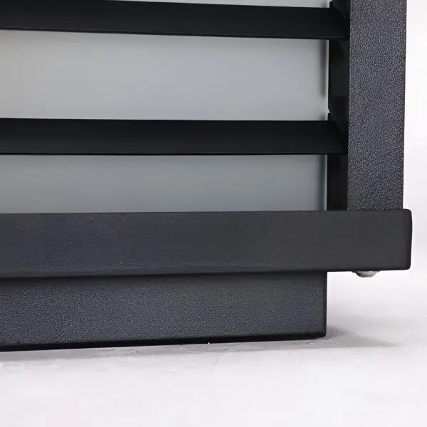 Modern Solar LED Fence Cap Post Lights for Pretty Fence Post Lighting - Image 9