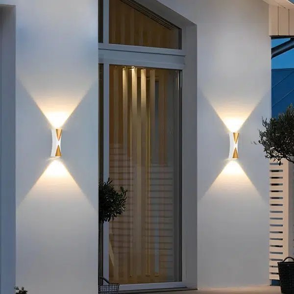 Creative Up and Down Lights LED Waterproof Modern Outdoor Wall Lamp - Image 5