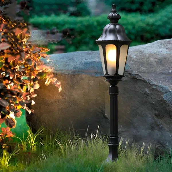Elegant European-Style Black LED Outdoor Pathway Lamp Post - Image 9