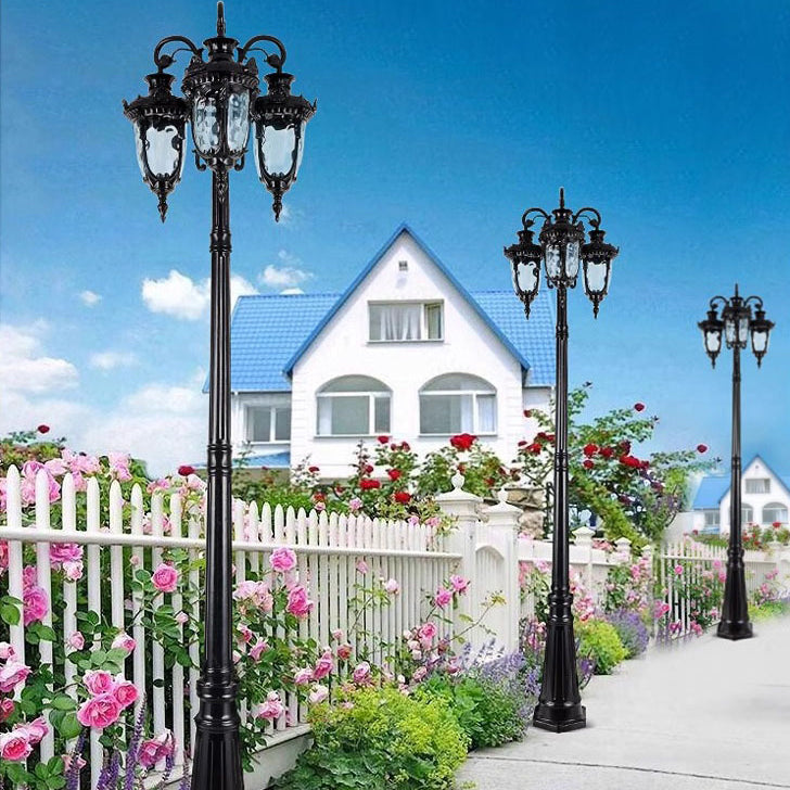 BS-Lighting-AC04459-5-8029d0d1-0825-4d93-8ea3-40b420059b08.jpg Traditional European Aluminum Water Glass Post Lamp 3-Light Outdoor Light For Garden - Image 1