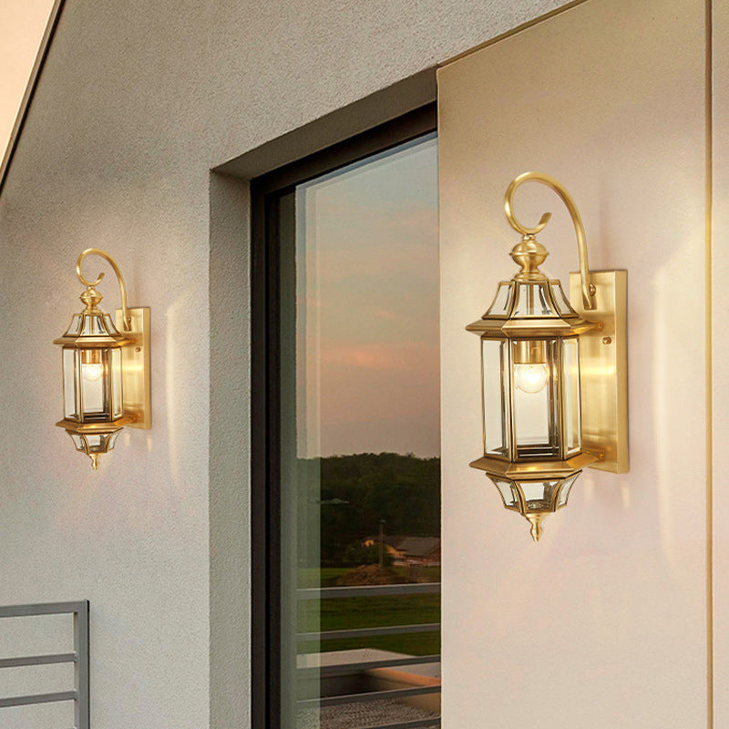 BS-Lighting-AM01660-10.jpg Traditional European Brass Glass Polygonal 1-Light Waterproof Wall Sconce Lamp For Bedroom Patio And Garden - Image 11