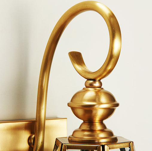 BS-Lighting-AM01660-8.jpg Traditional European Brass Glass Polygonal 1-Light Waterproof Wall Sconce Lamp For Bedroom Patio And Garden - Image 7