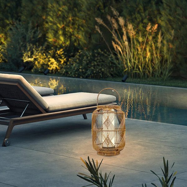 Contemporary Coastal Solar Cylinder Lantern Rattan PE Iron LED Standing Floor Lamp For Outdoor Patio
