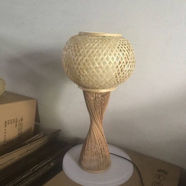 Traditional Vintage Rattan Weaving Cage Bamboo 1-Light Table Lamp For Bedroom - Image 5