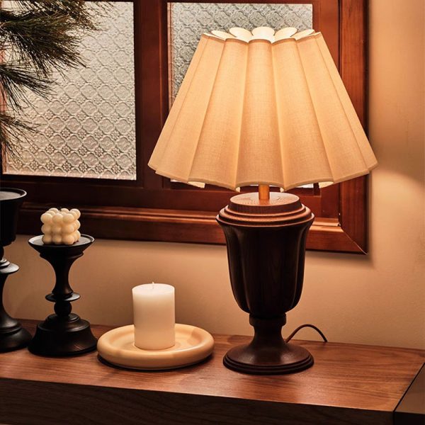 Traditional Vintage Fabric Flower Bouquet Shade Solid Wood 1-Light Table Lamp For Bedroom - Image 10