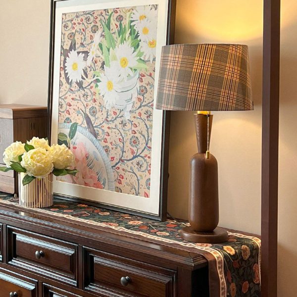 Traditional Colonial Plaid Fabric Round Shade Solid Wood Column Base 1-Light Table Lamp For Bedroom