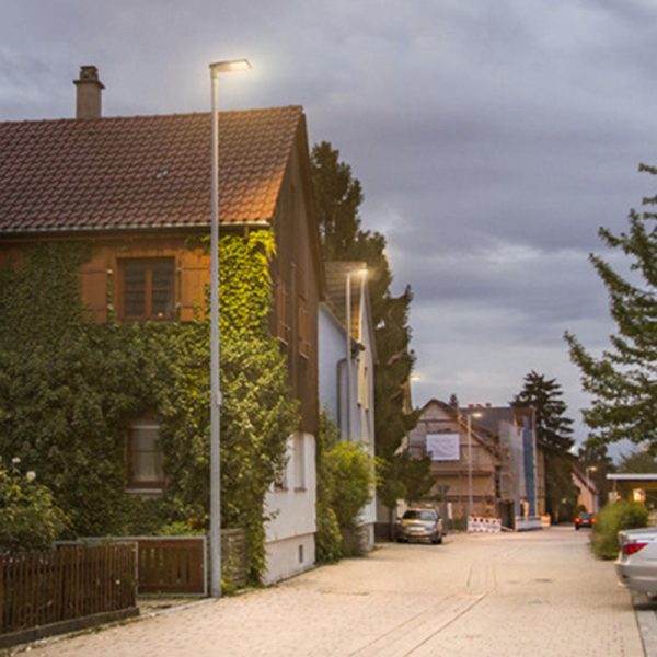 Contemporary Industrial Waterproof Aluminum PMMA Rectangular Street Lamp Shade LED Outdoor Light For Outdoor Patio - Image 3