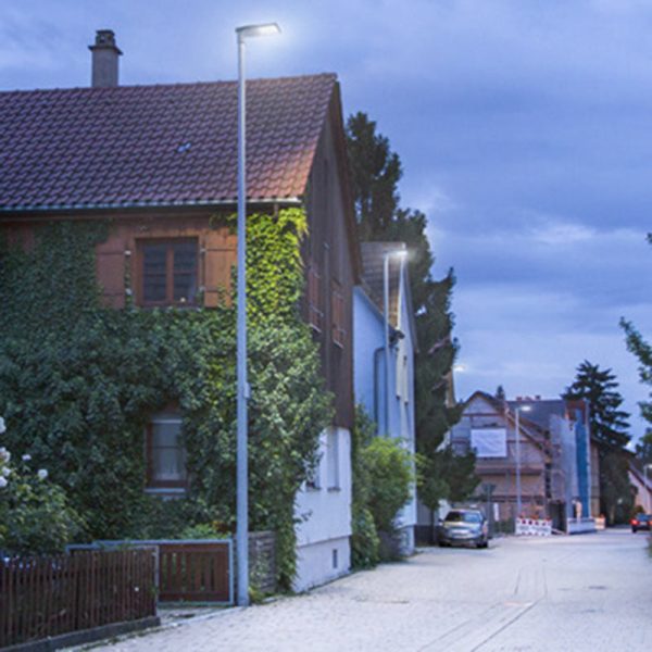 Contemporary Industrial Waterproof Aluminum PMMA Rectangular Street Lamp Shade LED Outdoor Light For Outdoor Patio - Image 4