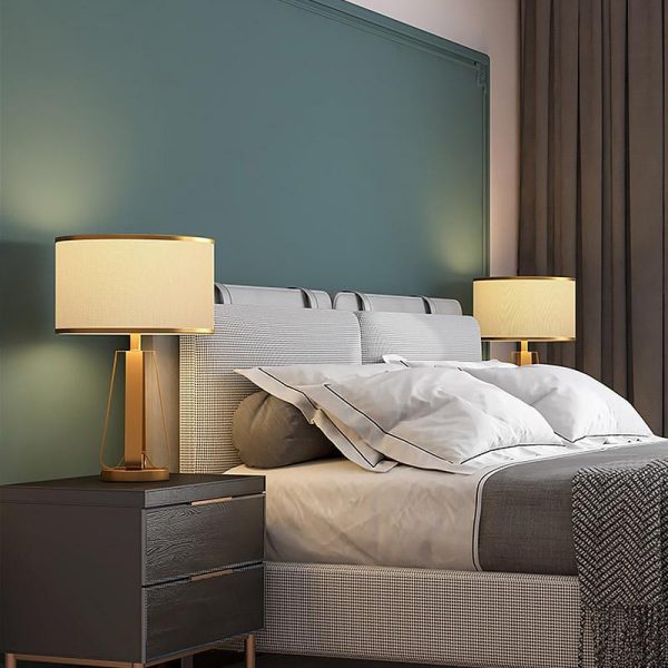 22 inch 1-Light Golden Faux Silk and Brass Geometric Table Lamp - Image 3