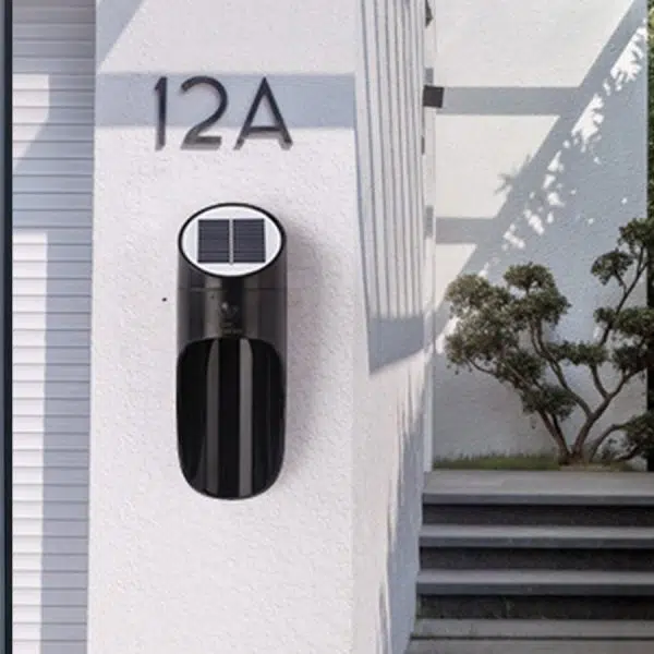 European Style Outdoor Solar LED Wall Lamp Eco-friendly Garden Lighting - Image 2