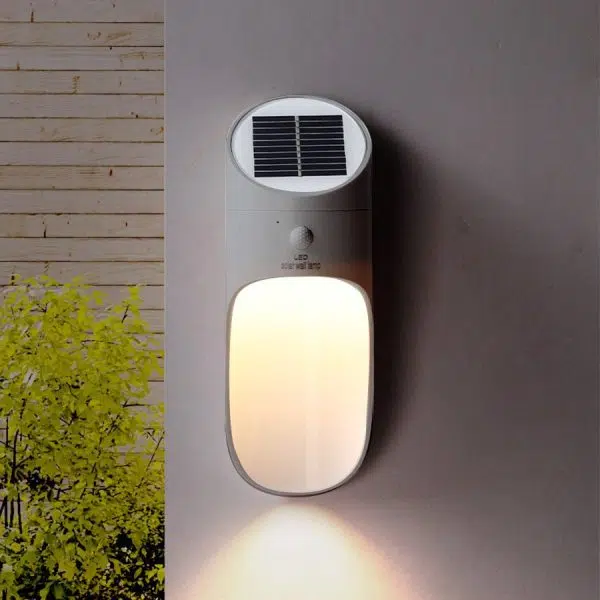 European Style Outdoor Solar LED Wall Lamp Eco-friendly Garden Lighting