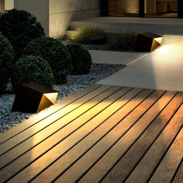 Unique Stainless Steel Artful Cube Outdoor Landscape Light Modern Geometric Illumination - Image 2