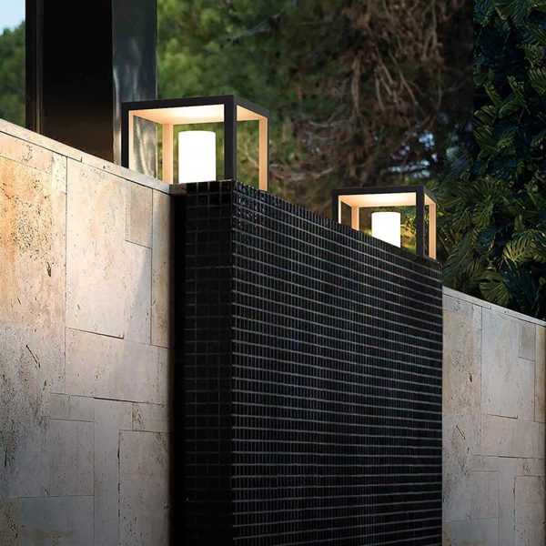 Outdoor Garden Decorative Waterproof LED Solar Landscape Lighting Lamp Post Lights - Image 3