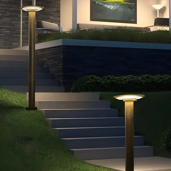 Innovative UFO-Shaped Solar Pathway Lights Durable Outdoor Lighting - Image 2
